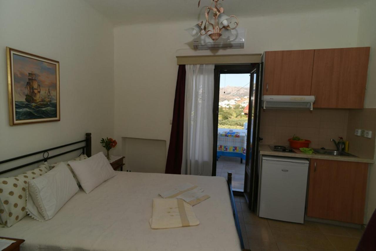 Archontiko Michelis Villa Galini  Buitenkant foto