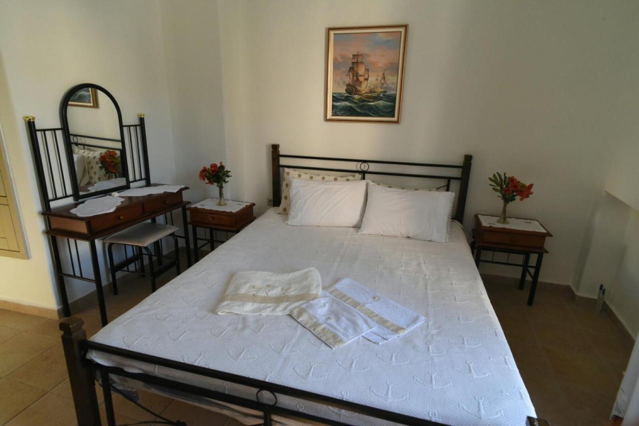 Archontiko Michelis Villa Galini  Buitenkant foto